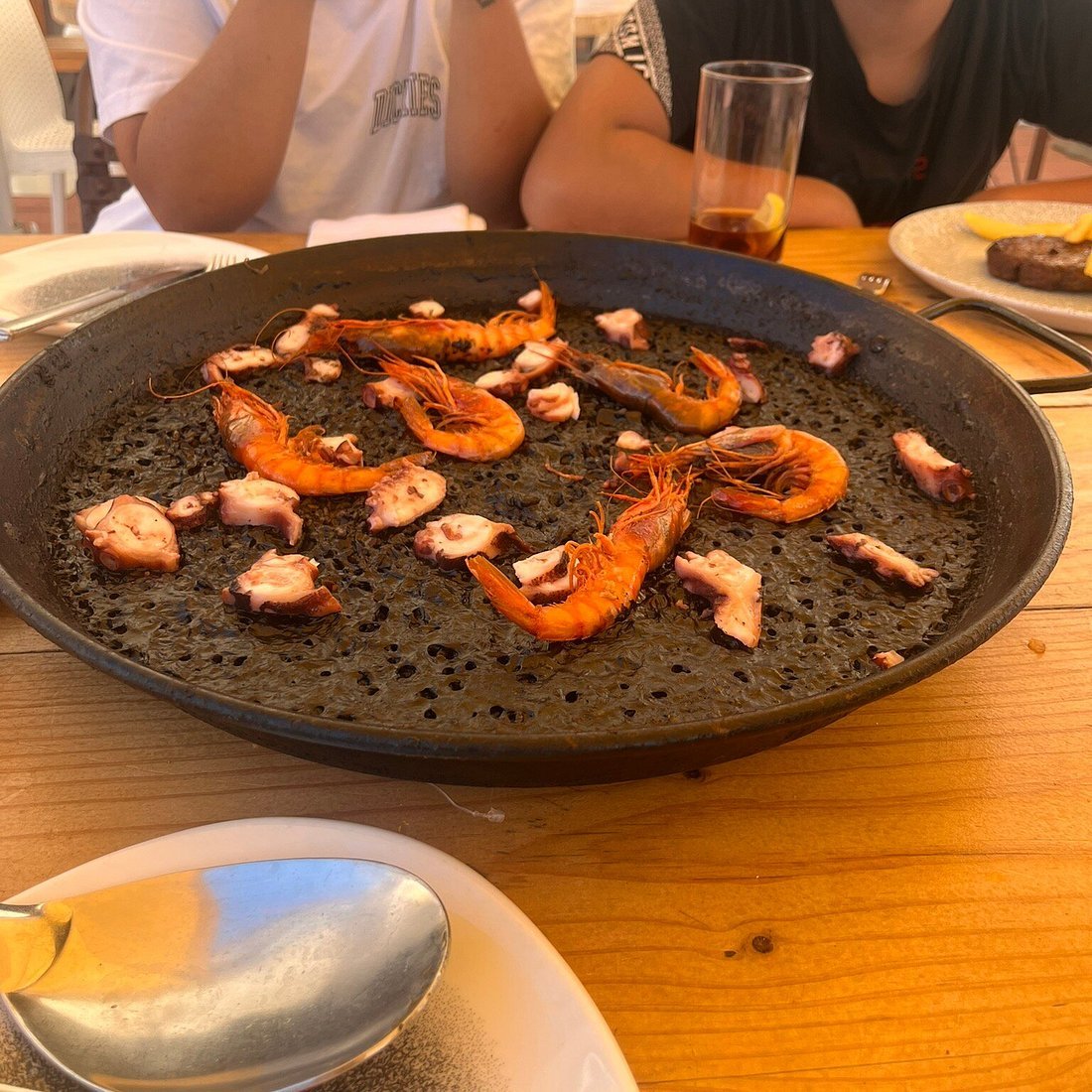 Pez Bomba restaurant in Castelldefels, Spain