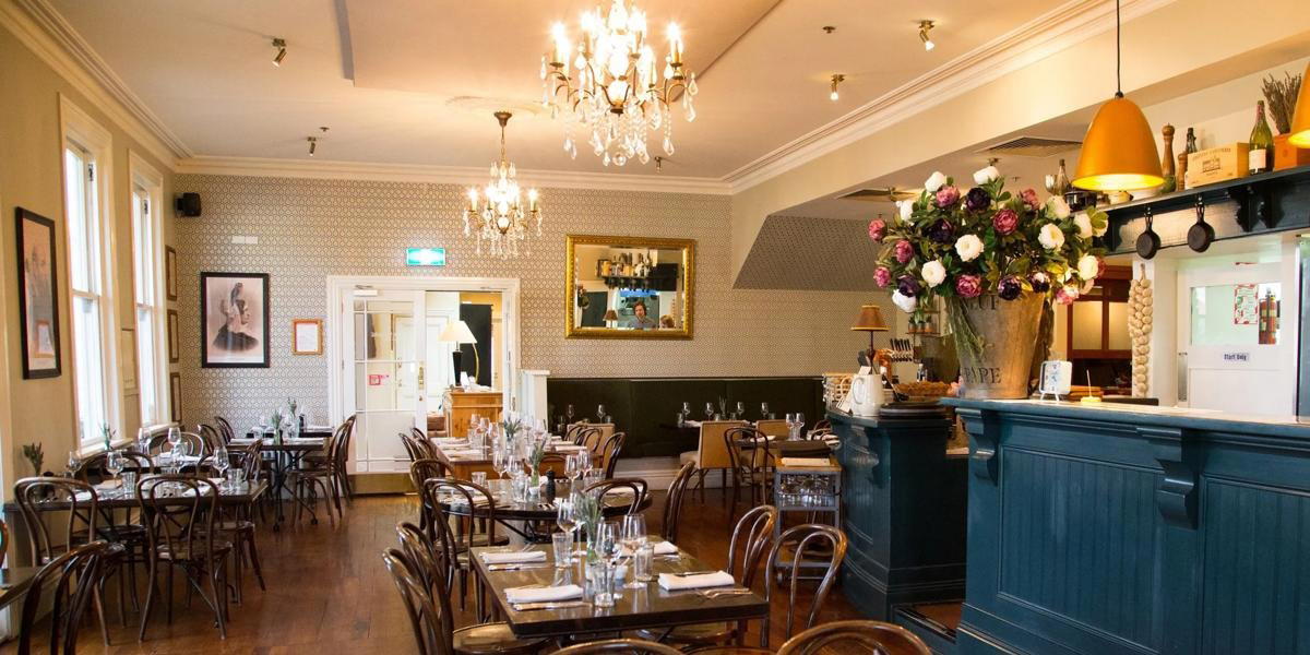 Union Square Bistro & Bar restaurant in Martinborough