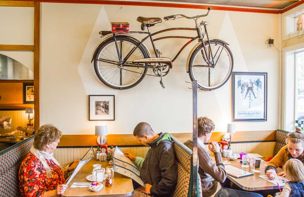 Village Square Cafe restaurant in Redmond, United States