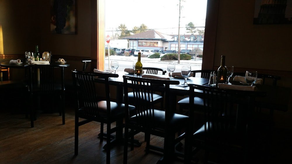 DiVine Italian Bistro restaurant in Warwick, United States