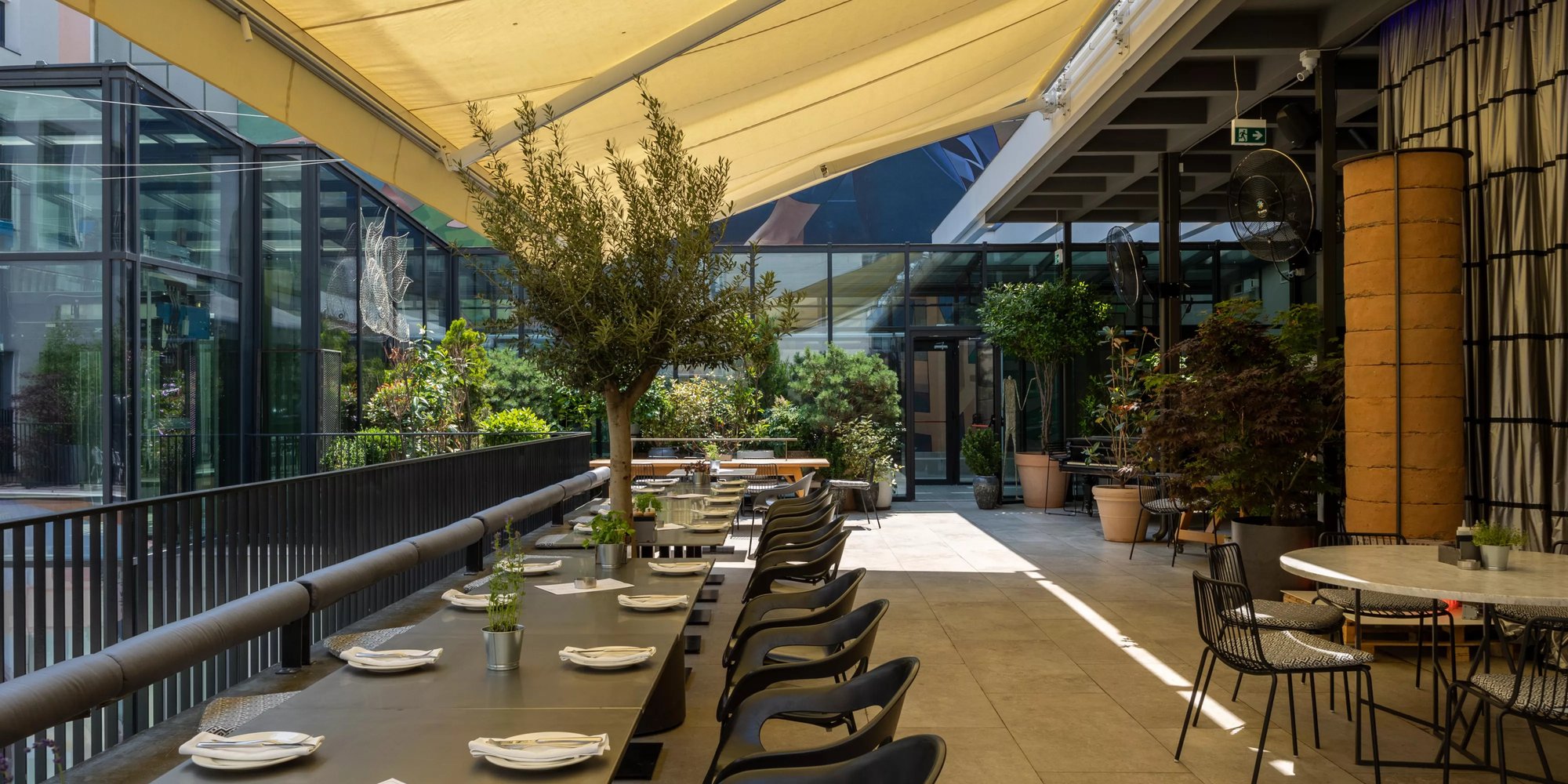 Cveće Zla restaurant in Belgrade, Serbia