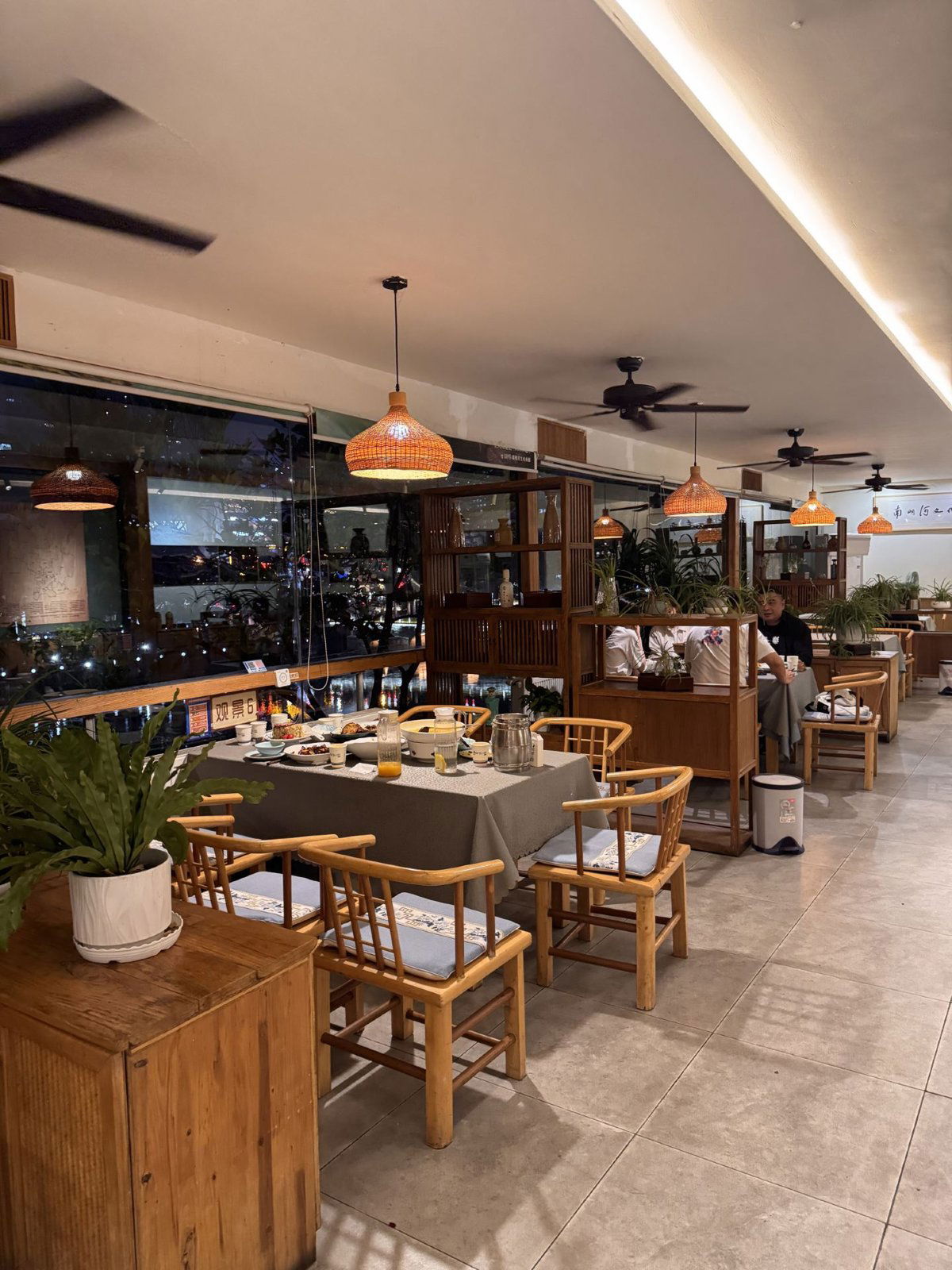 舞阳餐厅, Restaurant in Guiyang