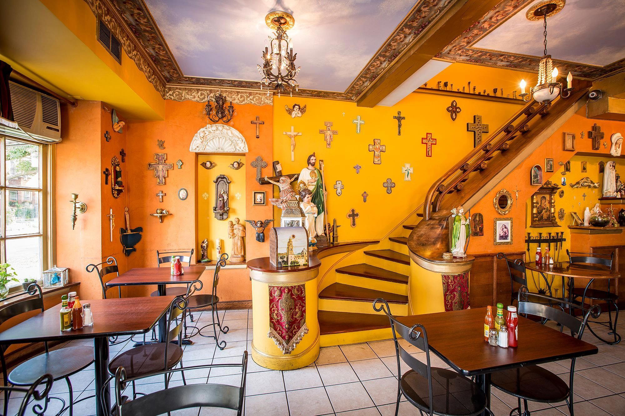 La Catedral Cafe - North Lawndale restaurant in Chicago, United States