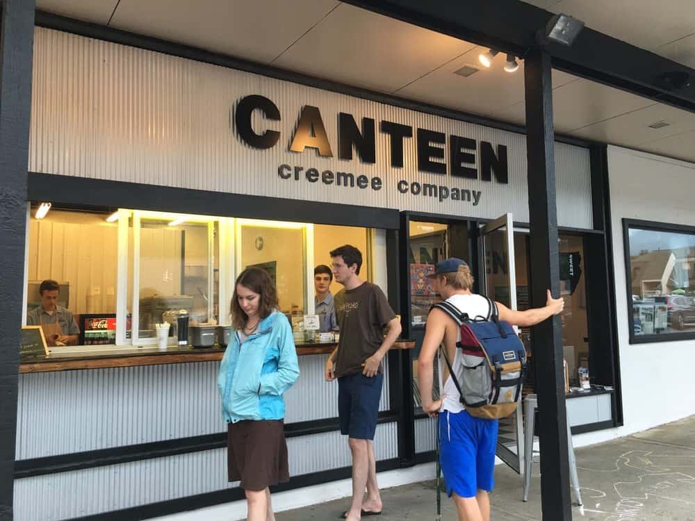 Canteen Creemee restaurant in Waitsfield