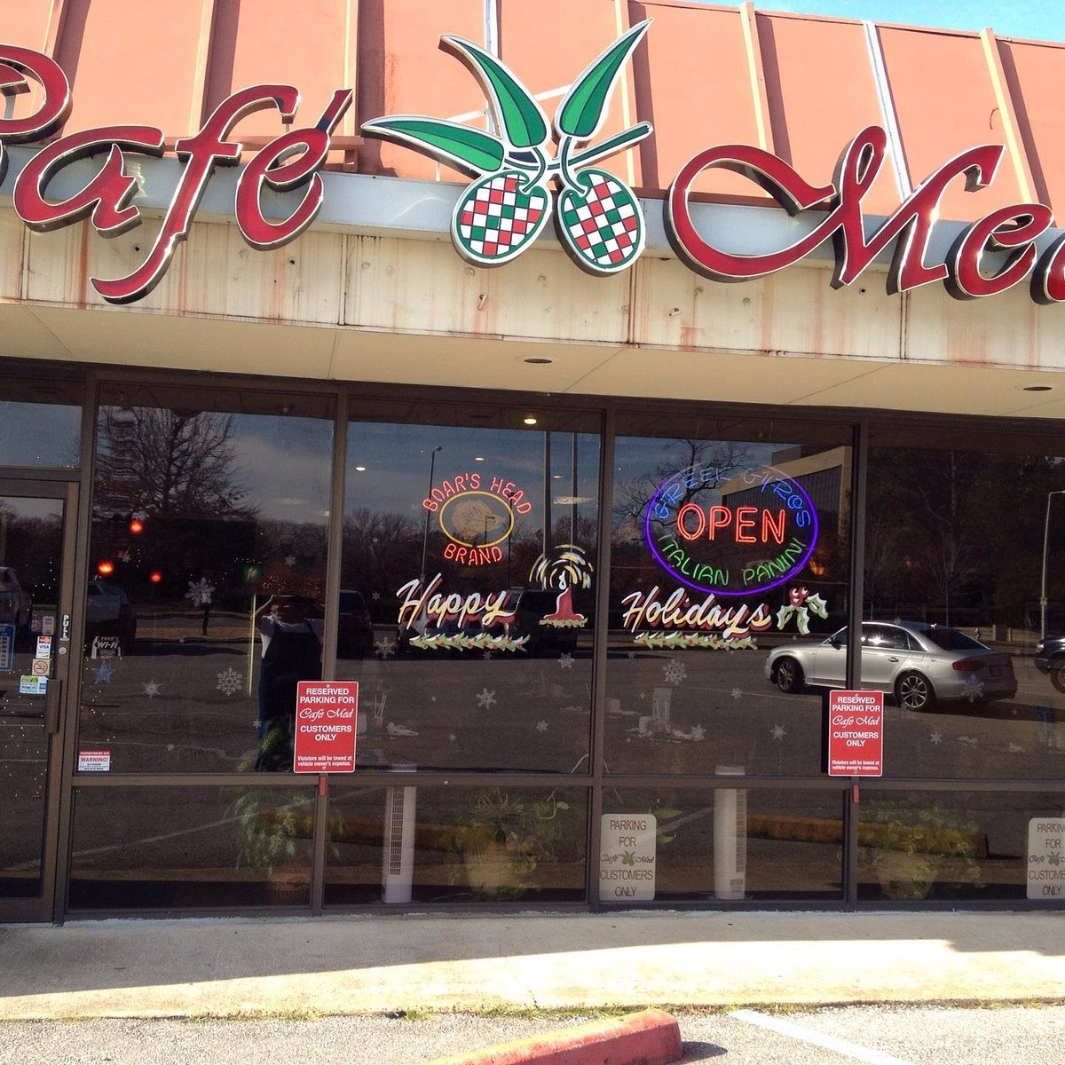 Cafe Med restaurant in Memphis