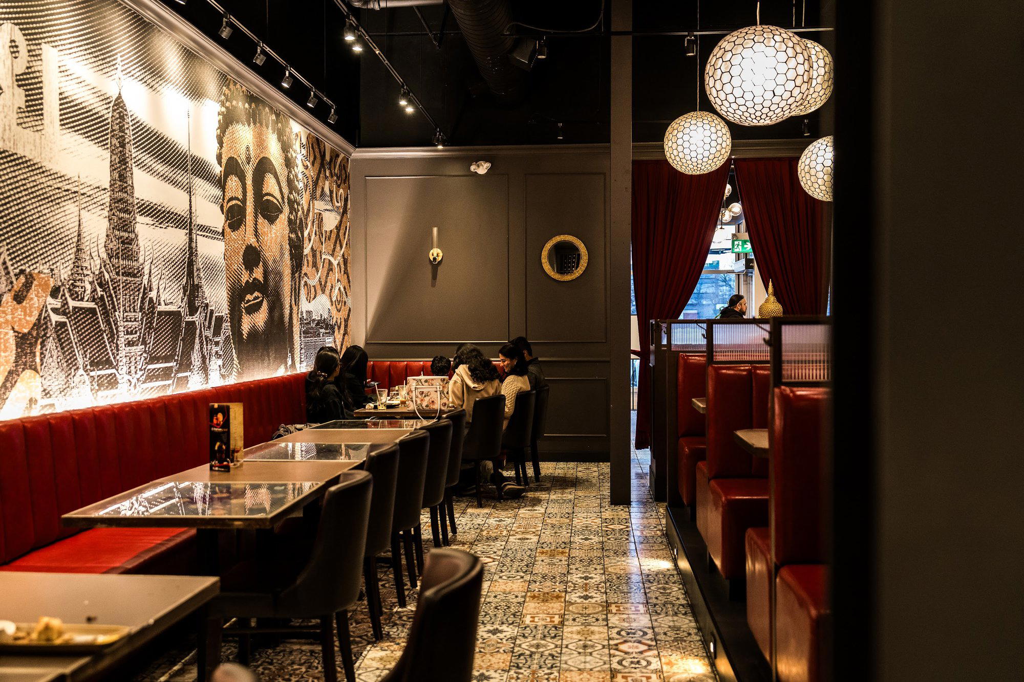 Thairoomgrand York Mills restaurant in Toronto, Canada