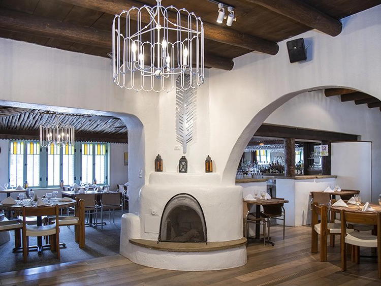 Doc Martin's, Taos, United States