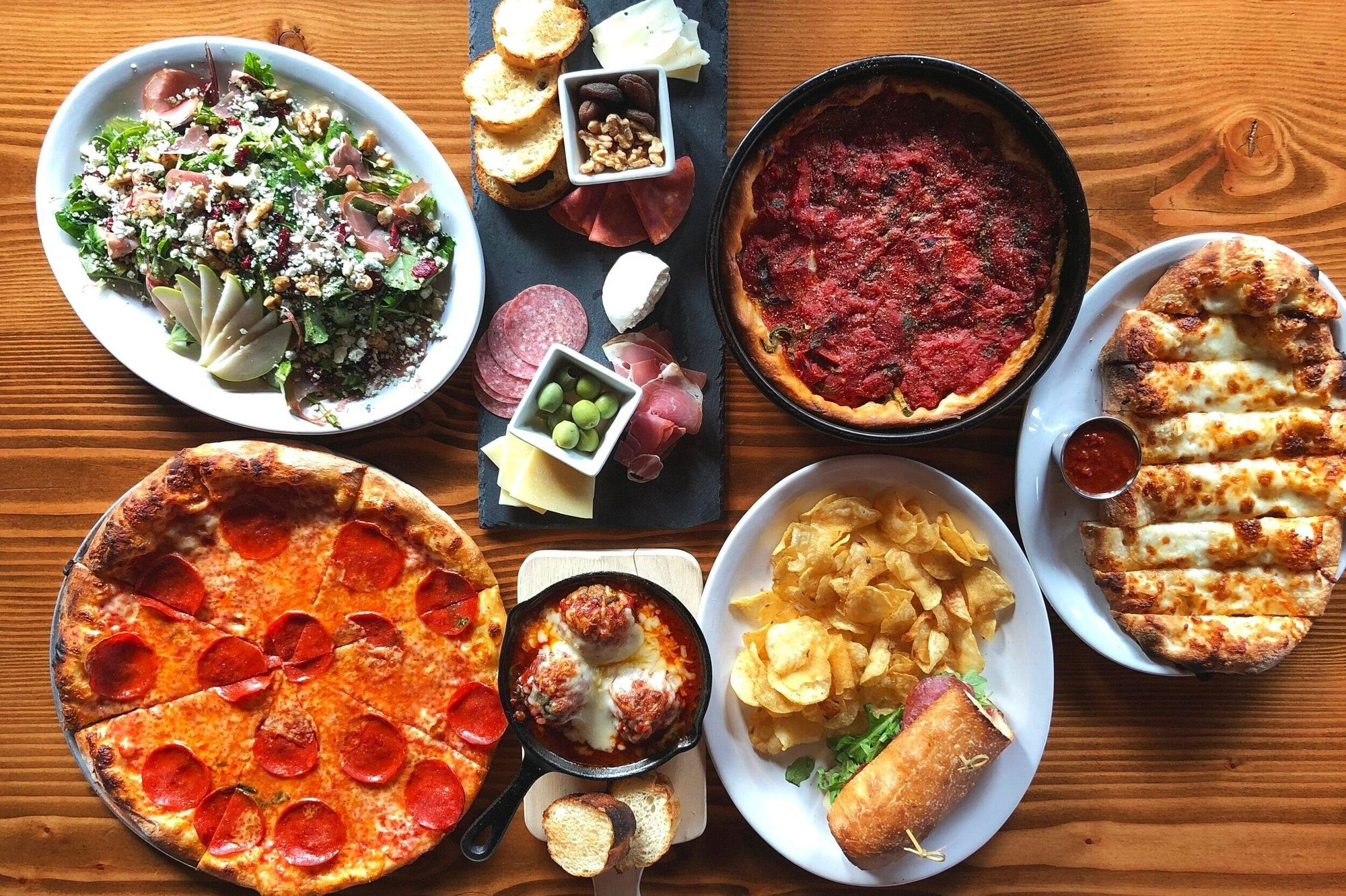 Johnny Mo's Pizzeria, Restaurant in Seattle