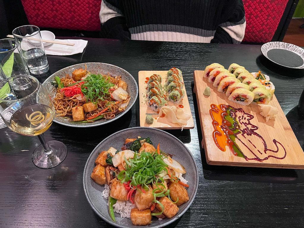 Masu Sushi & Robata restaurant in Minneapolis, United States