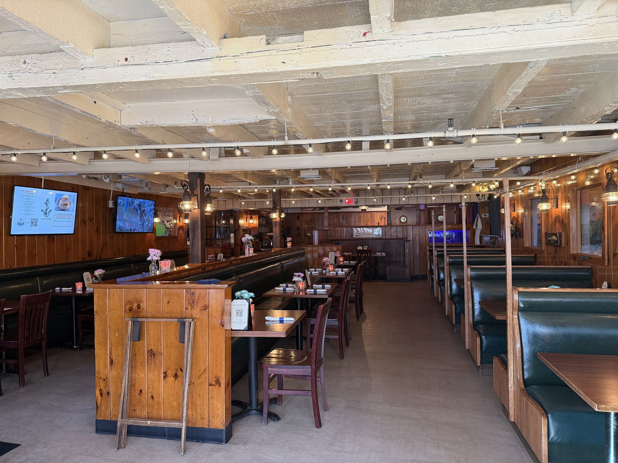 The Wharf, Restaurant in Edgartown