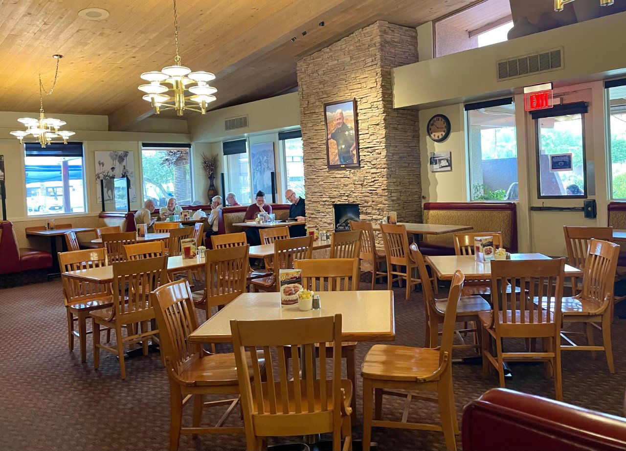 Elmer's Restaurant (Palm Springs, CA), Restaurant in Palm Springs