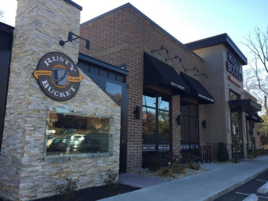 Rusty Bucket - Clintonville restaurant in Columbus, United States