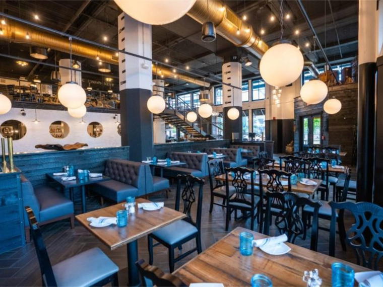 Blackwall Hitch, Baltimore, United States