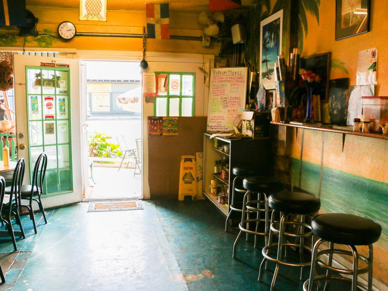Coco Hut, New Orleans, United States