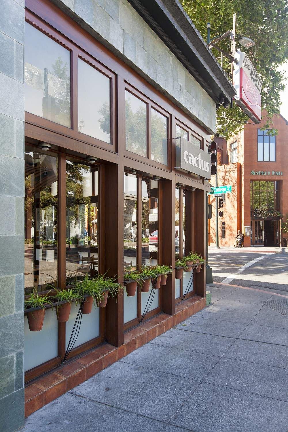 Cactus Taqueria restaurant in Oakland, United States