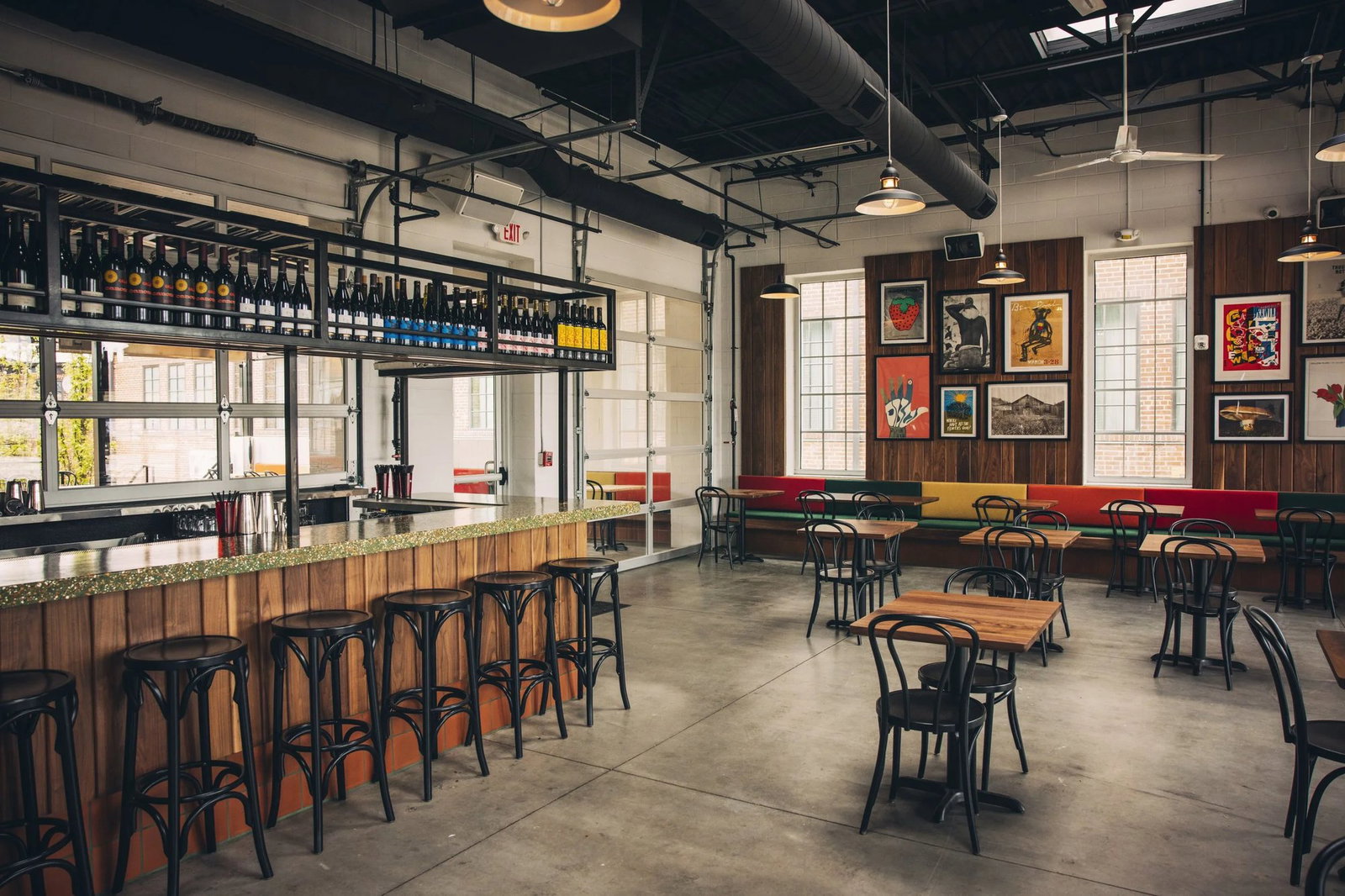 Dicey's Tavern, Nashville, United States