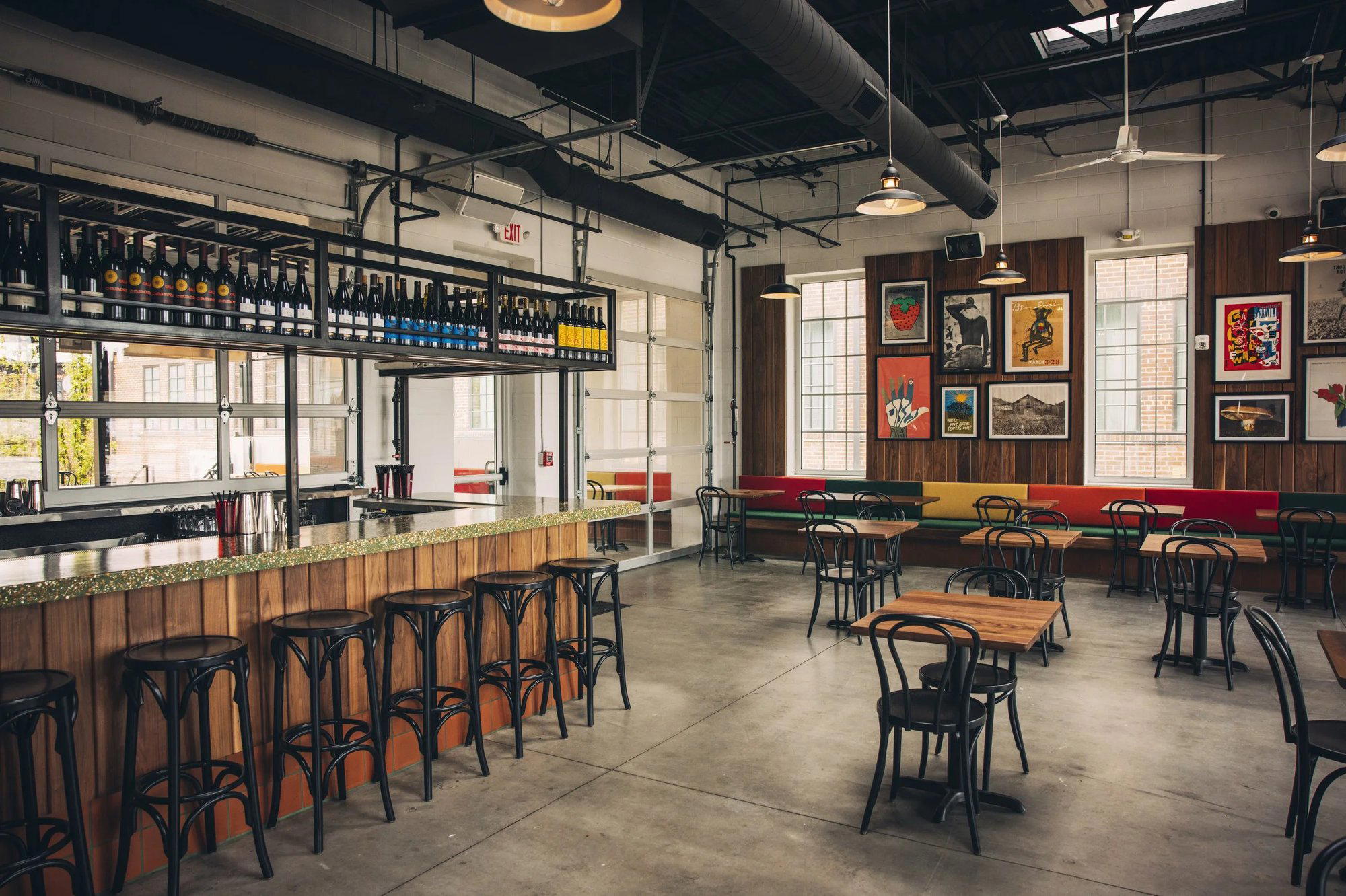 Dicey's Tavern restaurant in Nashville, United States