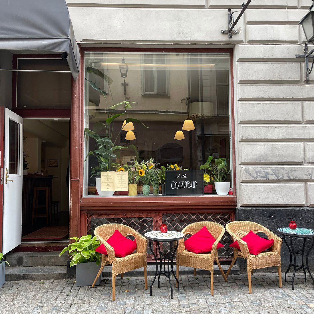 Lilla Gästabud, Restaurant in Stockholm