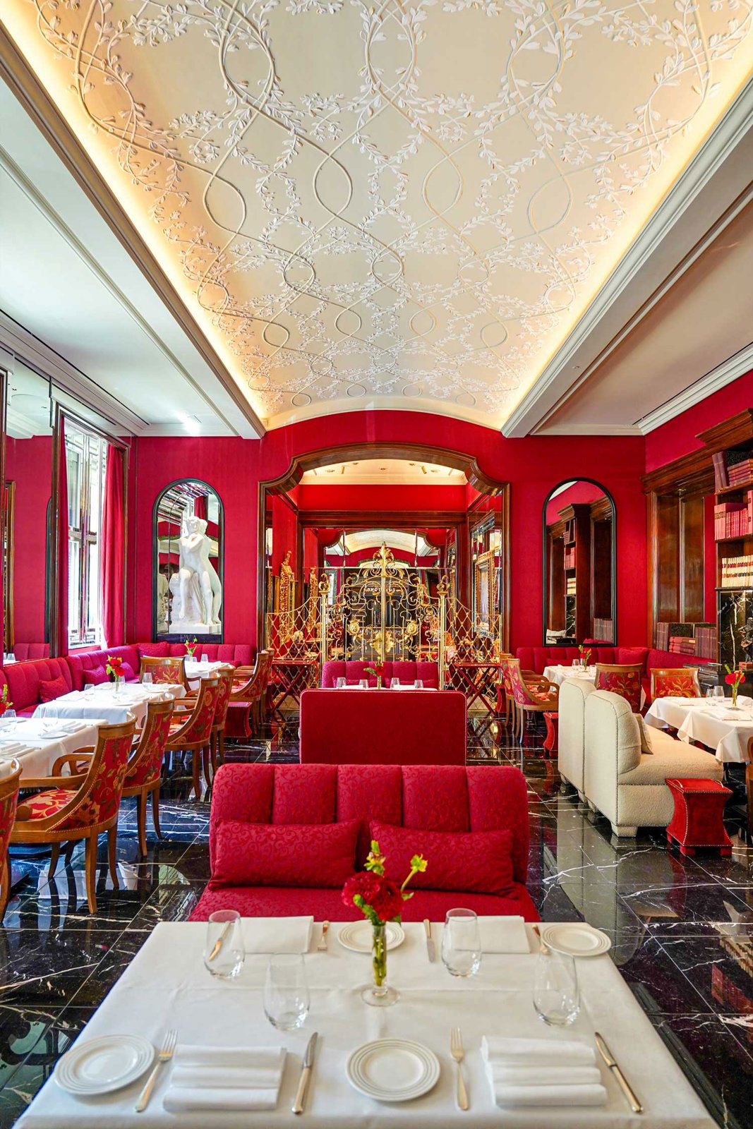 Salone Eva, Restaurant in Rome