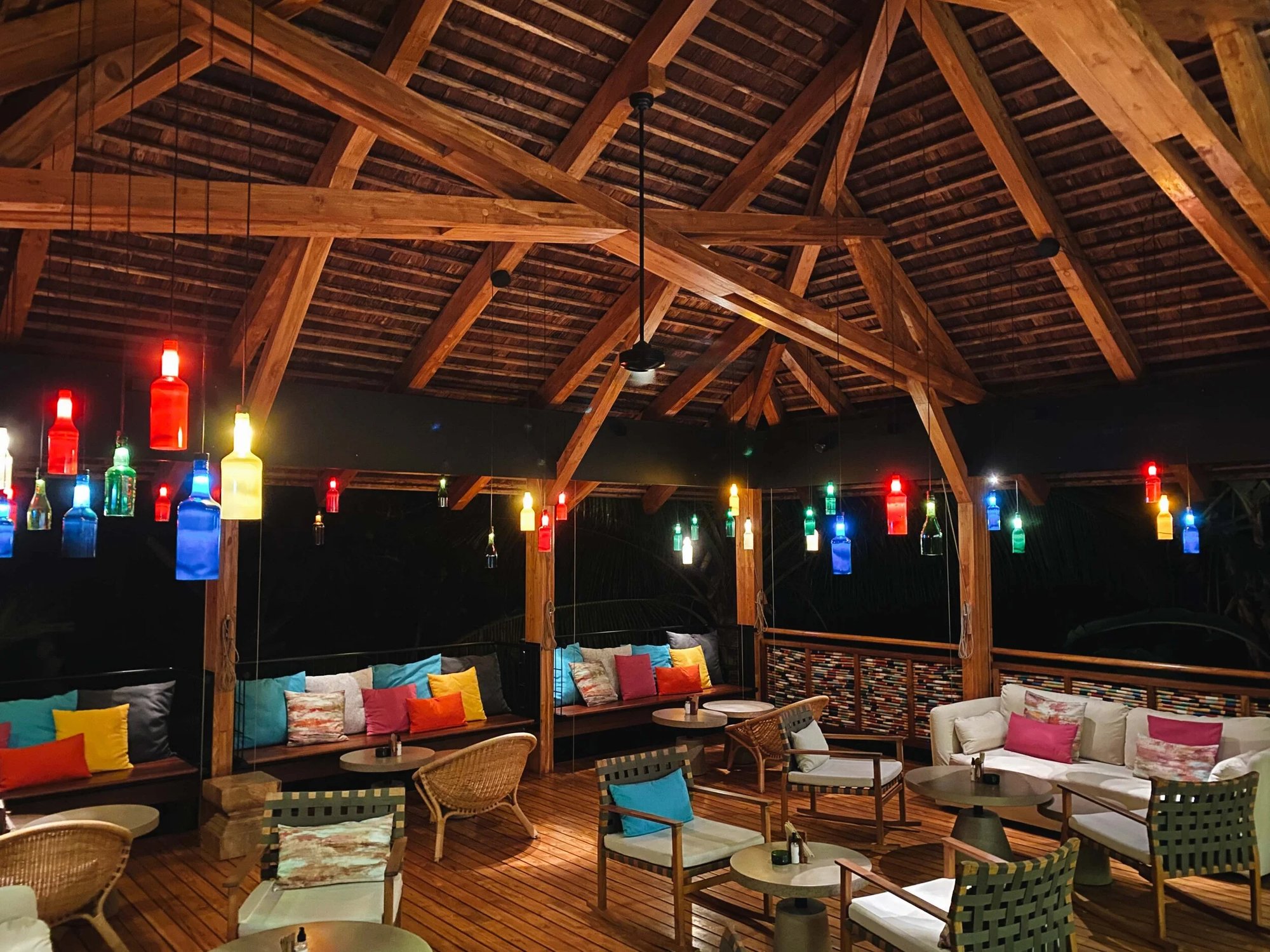 Bahari Grill & Bar
