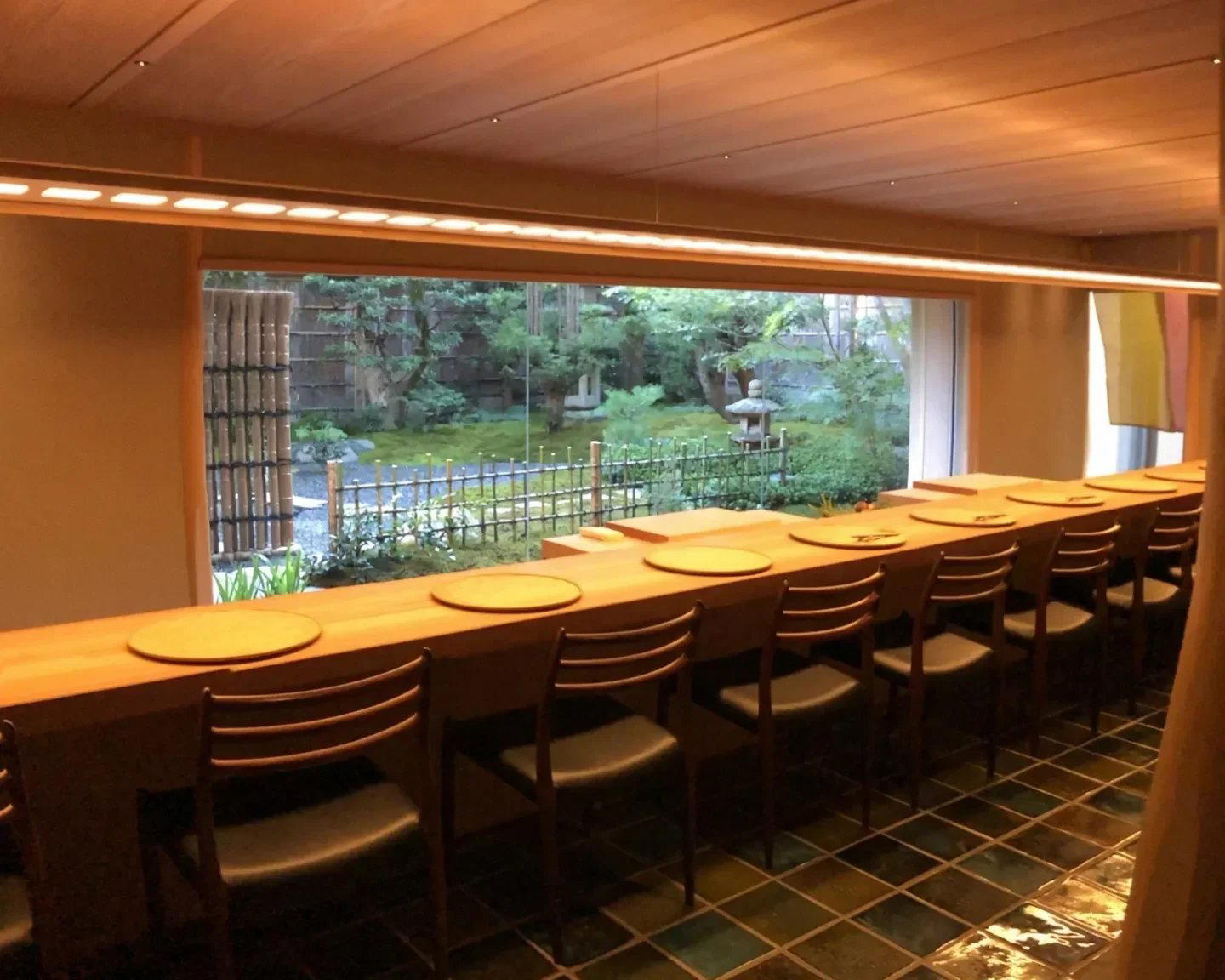 未在 restaurant in Kyoto, Japan