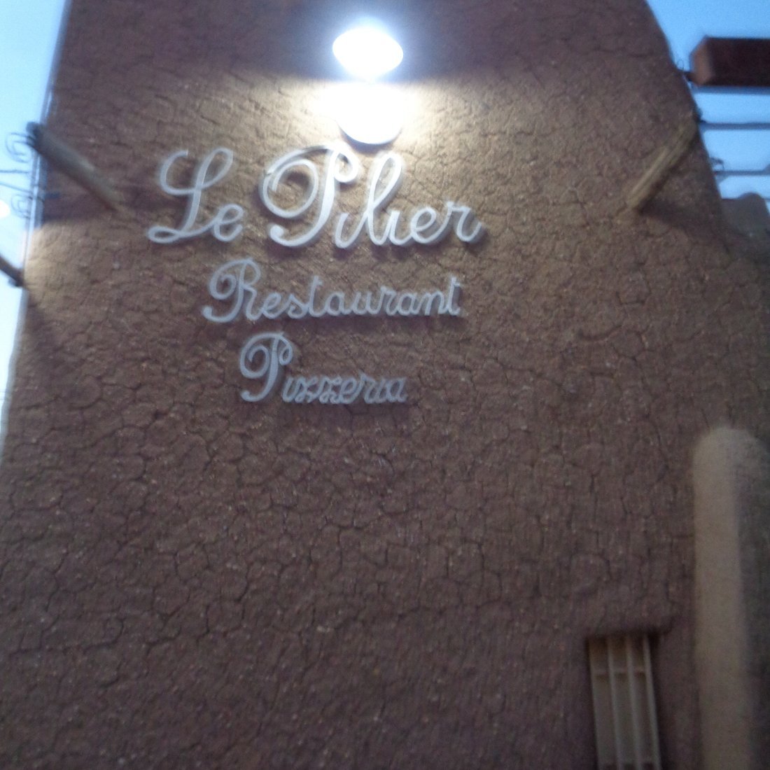 Le Pilier Agadez restaurant in Agadez, Niger