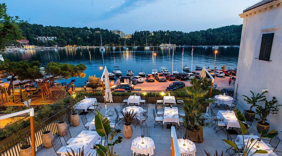 Supetar Restaurant restaurant in Cavtat