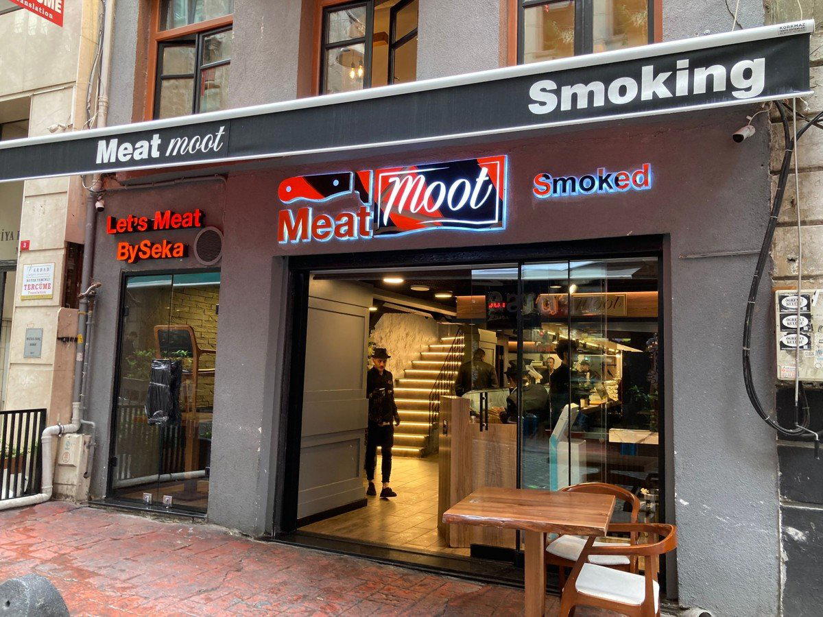 Meat Moot Istanbul Taksim restaurant in Istanbul, Turkey