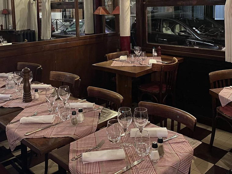 À L'Improviste, Paris, France