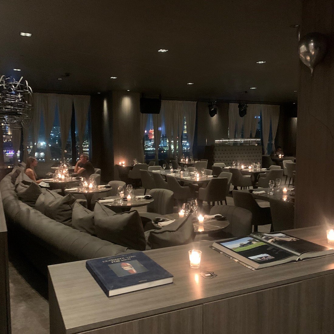 Bullona, Restaurant in Cairo