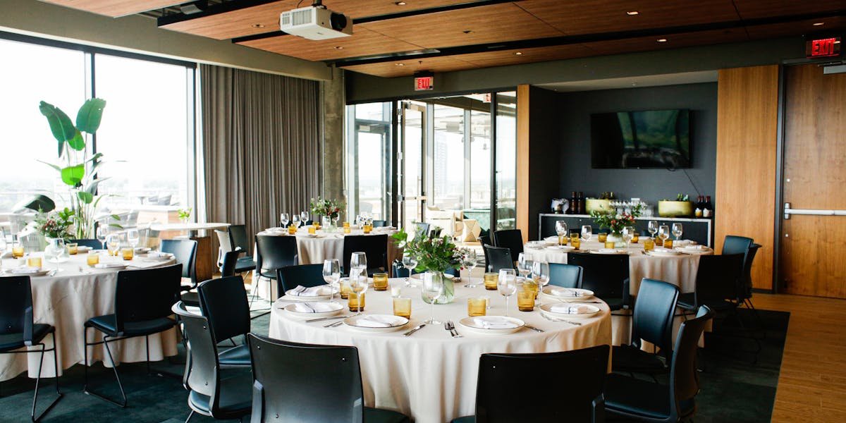 The Lenny, Restaurant in Durham