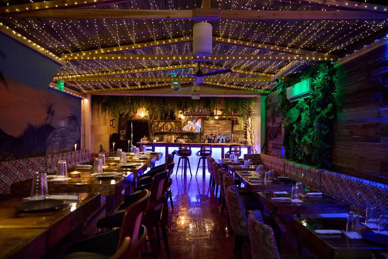 Pura Vida Restaurant, Restaurant in Toronto