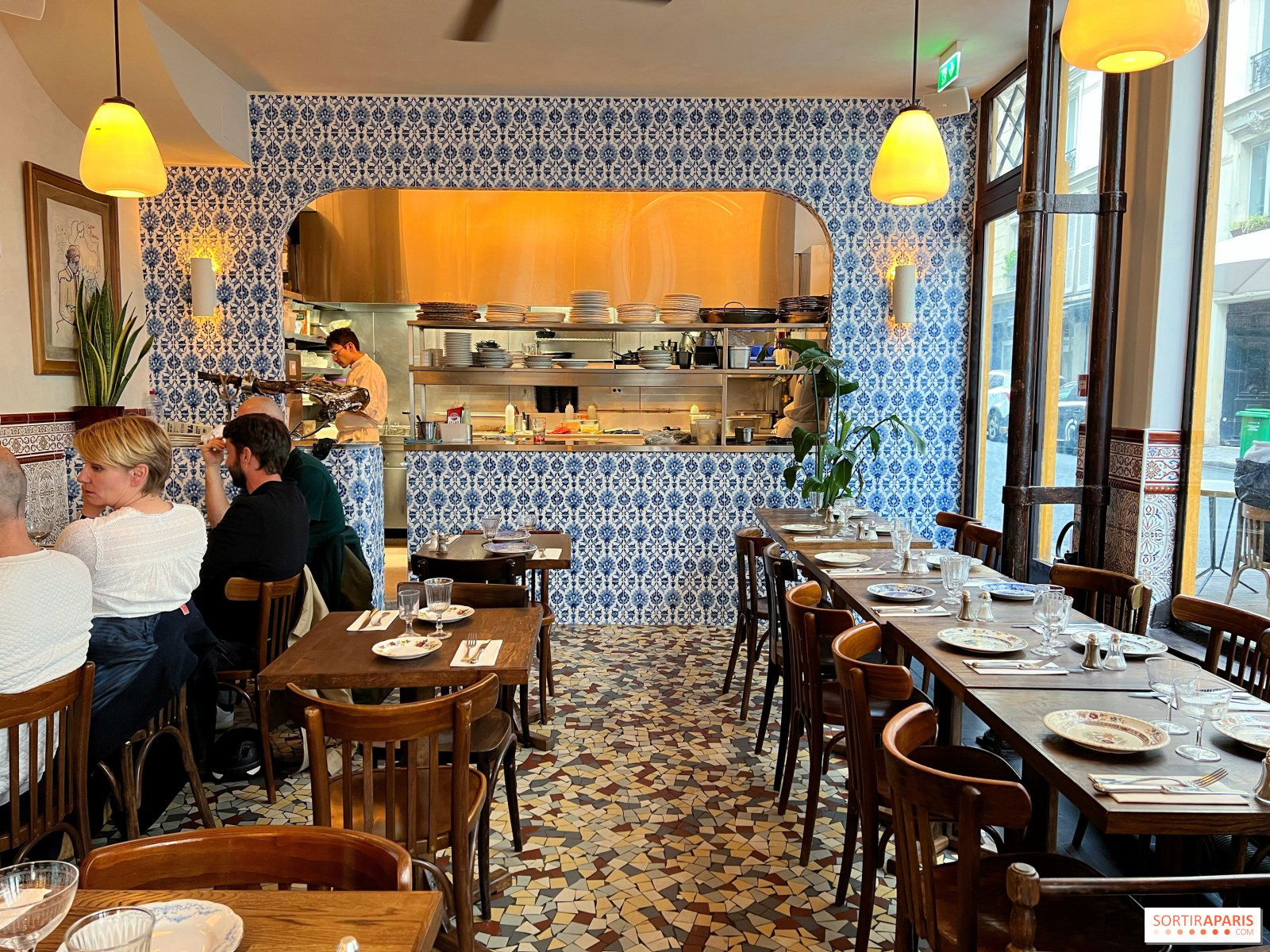 Caves Saint Gilles, Restaurant in Paris