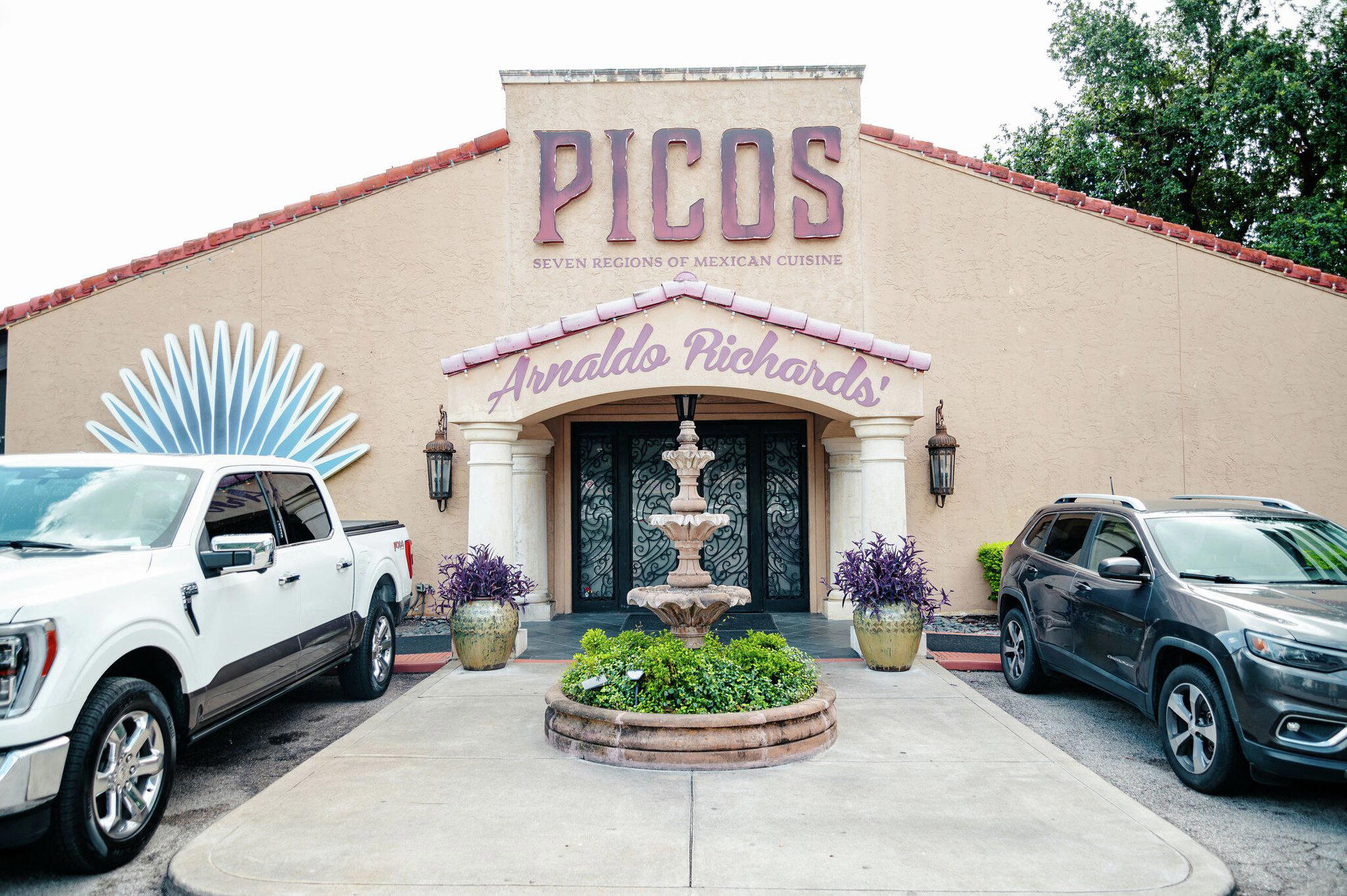 Arnaldo Richards' Picos restaurant in Houston, United States