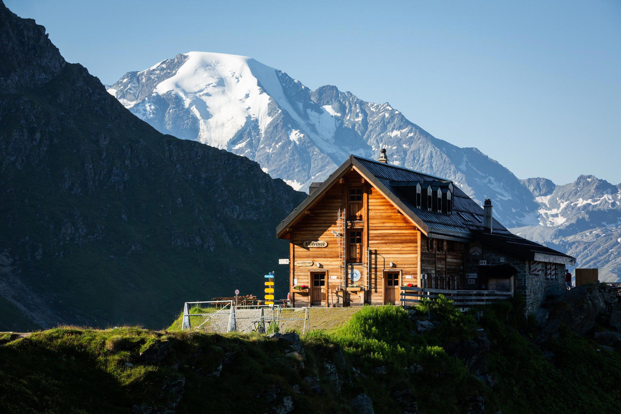 Cabane Mont Fort restaurant in Sarreyer, Switzerland
