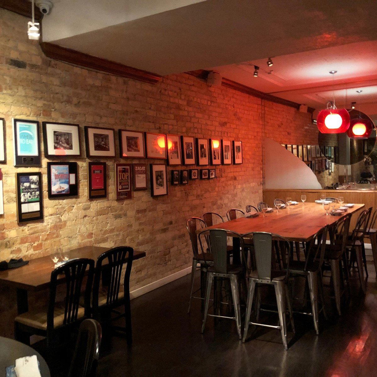 Sai Café restaurant in Chicago, United States