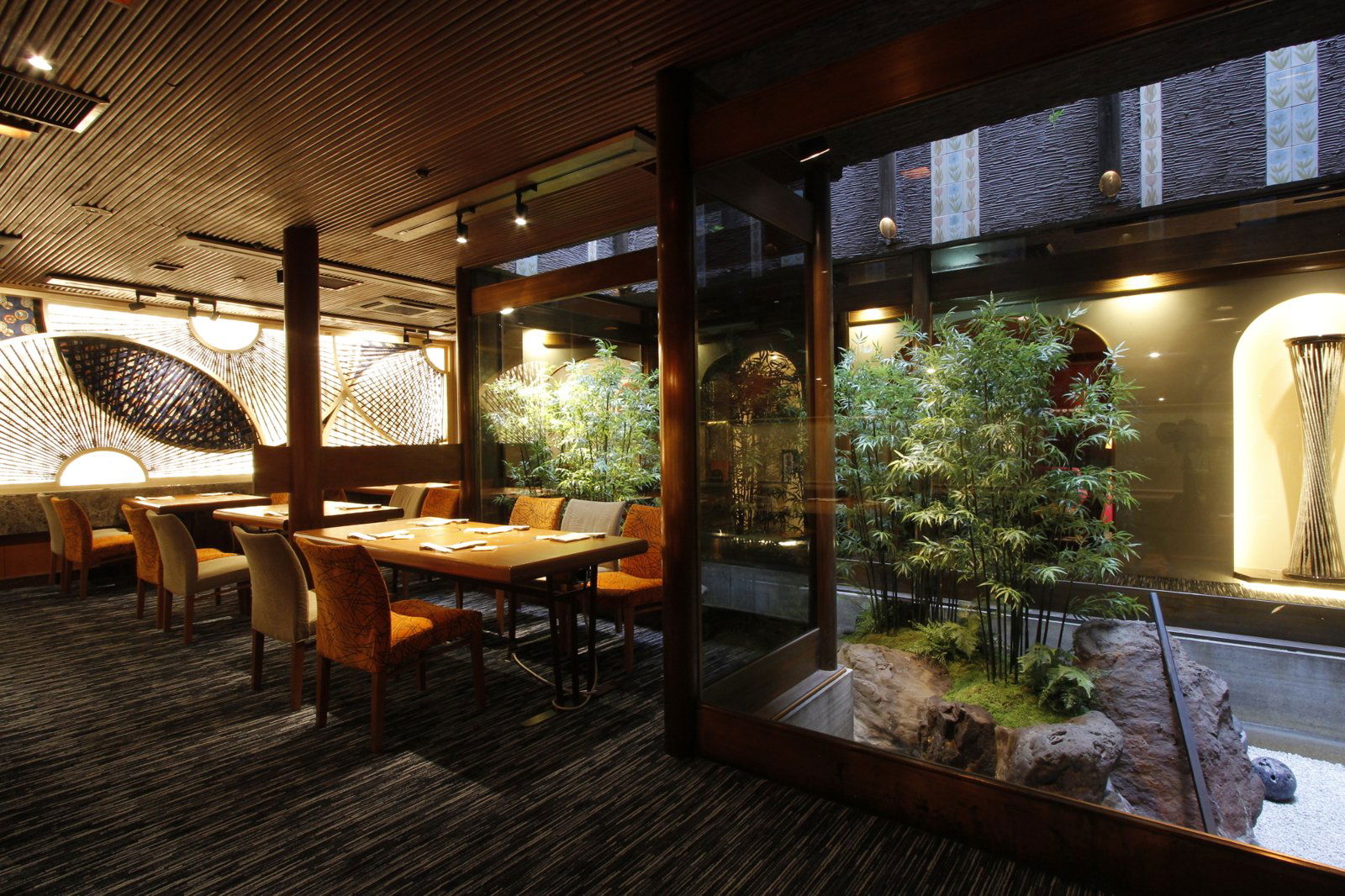 Seryna, Restaurant in Tokyo