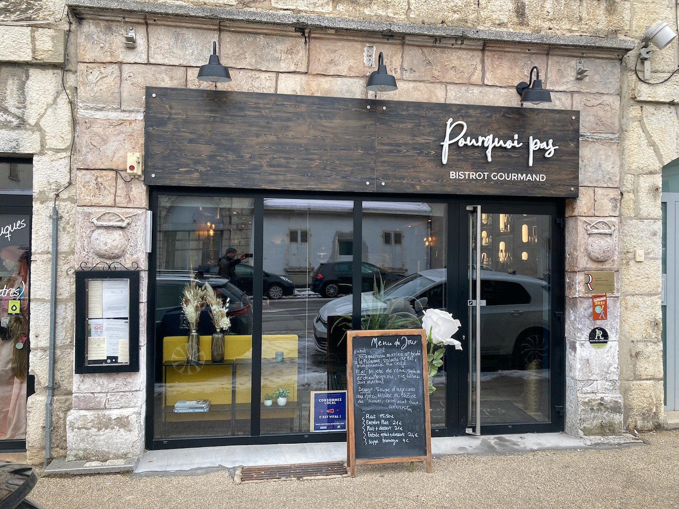 Pourquoi pas restaurant in Pontarlier, France