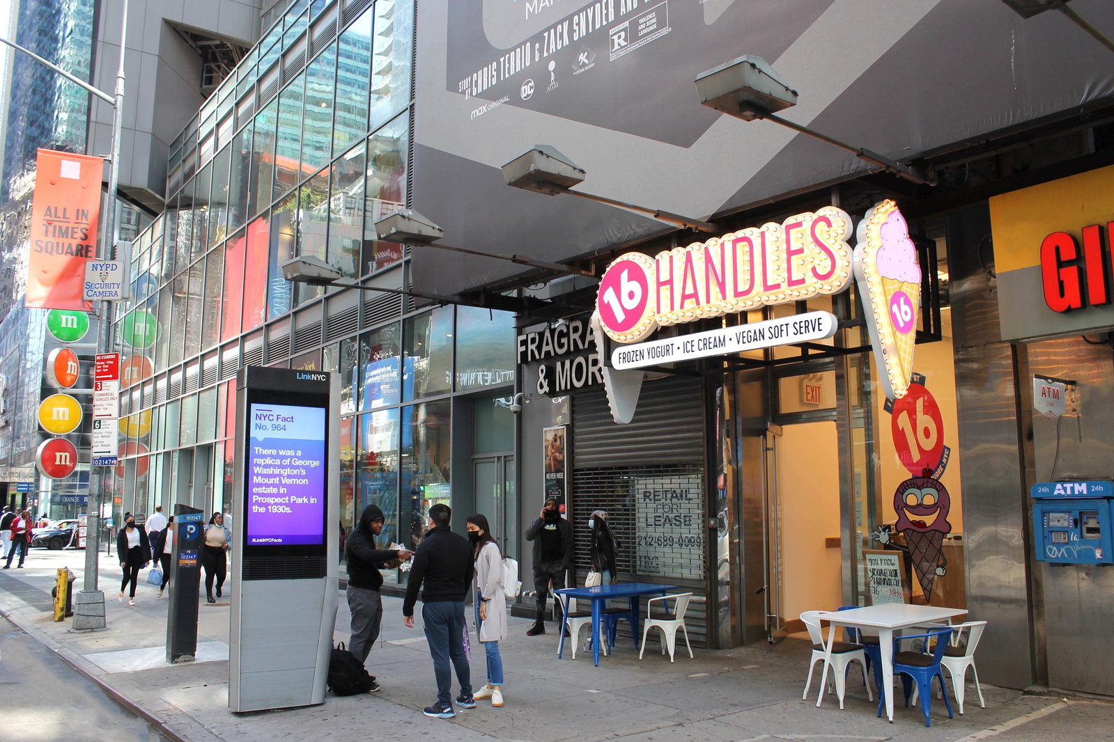 16 Handles, New York City, United States