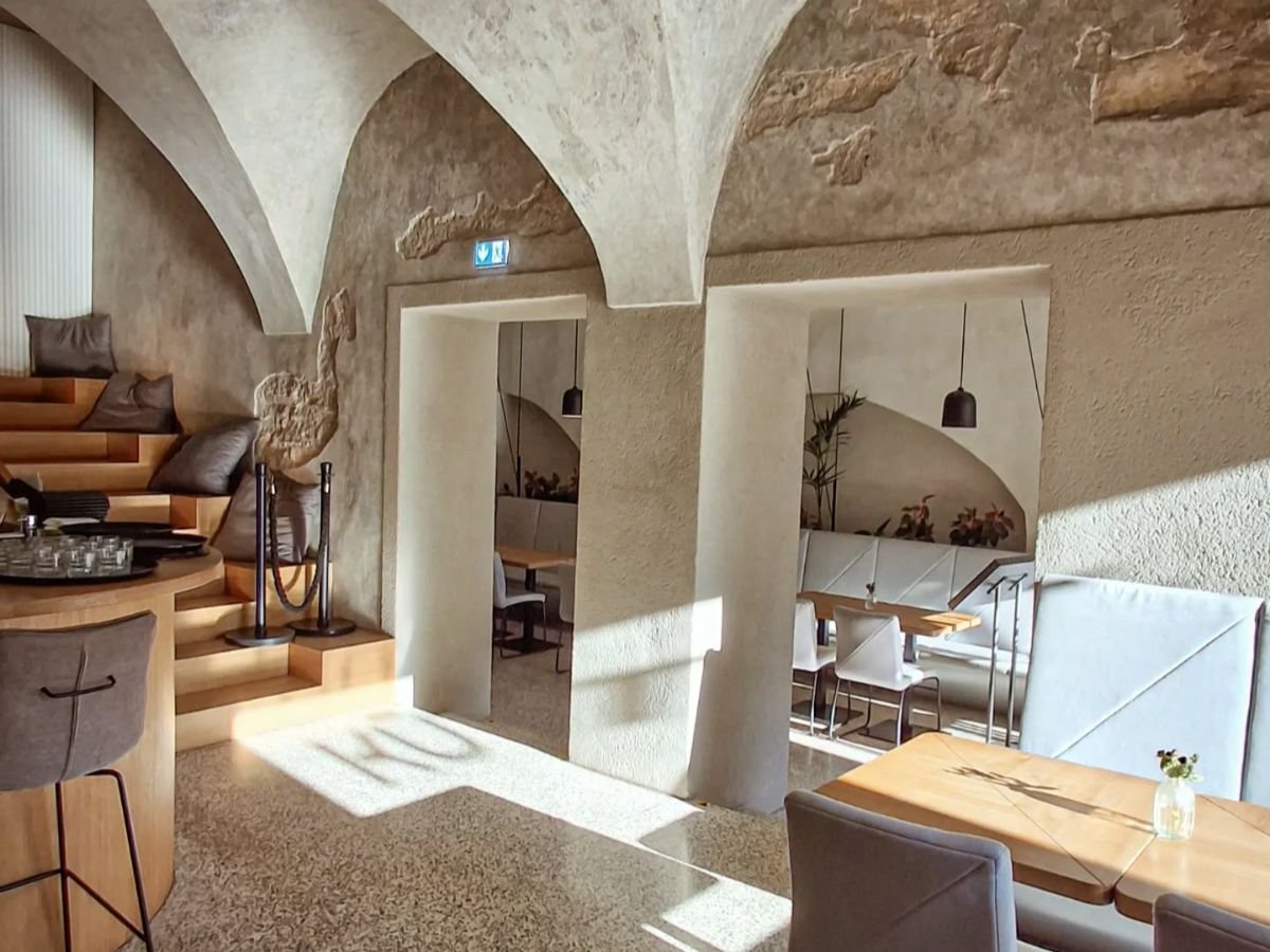 KÚT12 restaurant in Banska Bystrica