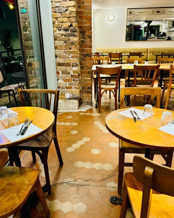 Chez Pitou, Paris, France