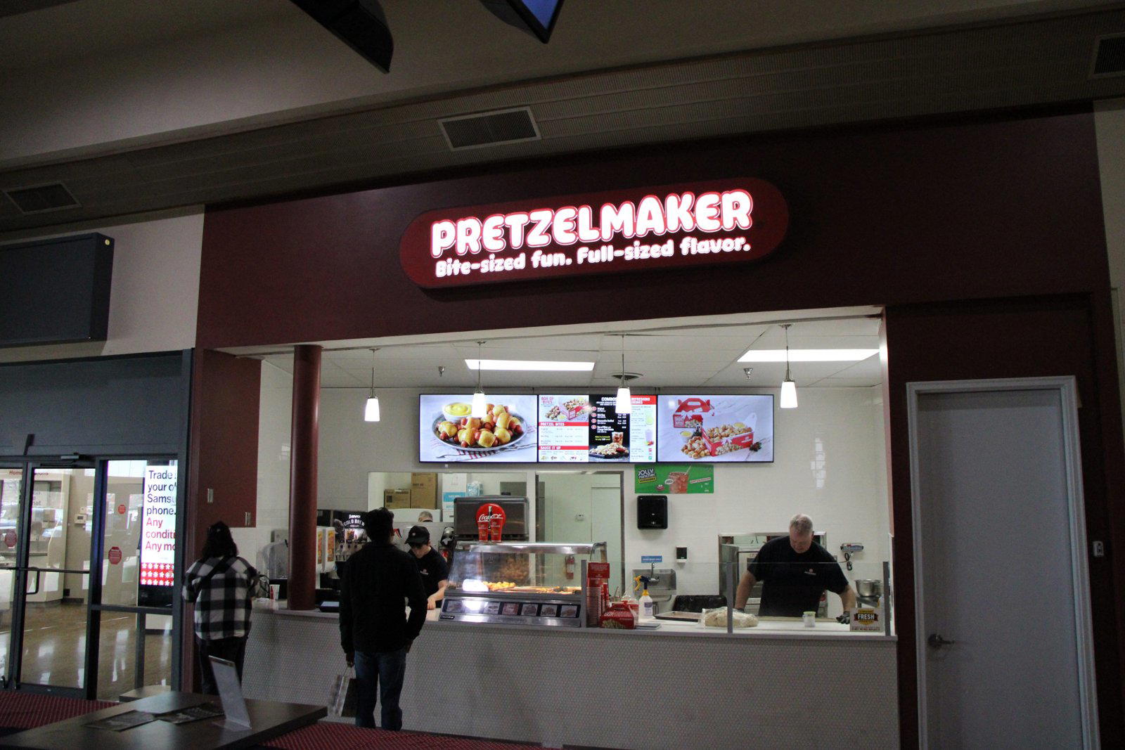 Pretzelmaker restaurant in Grand Mound