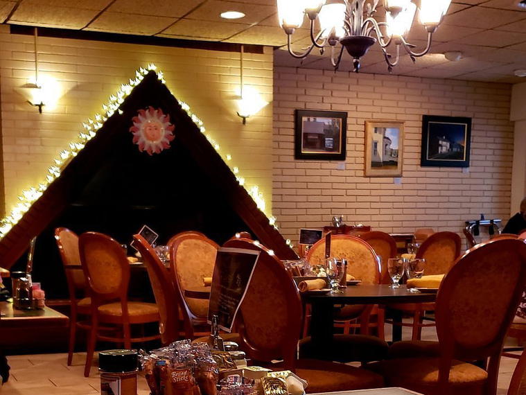 Pappas Restaurant - Parkville, Parkville, United States