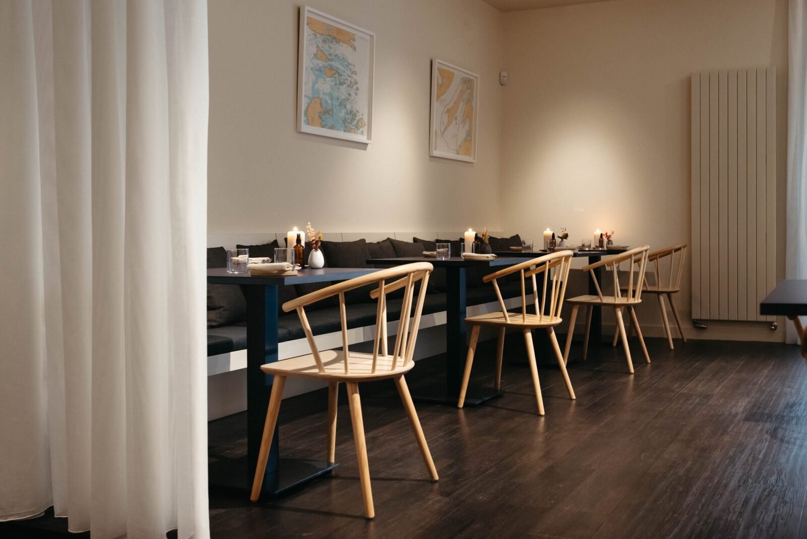 The Little Chartroom