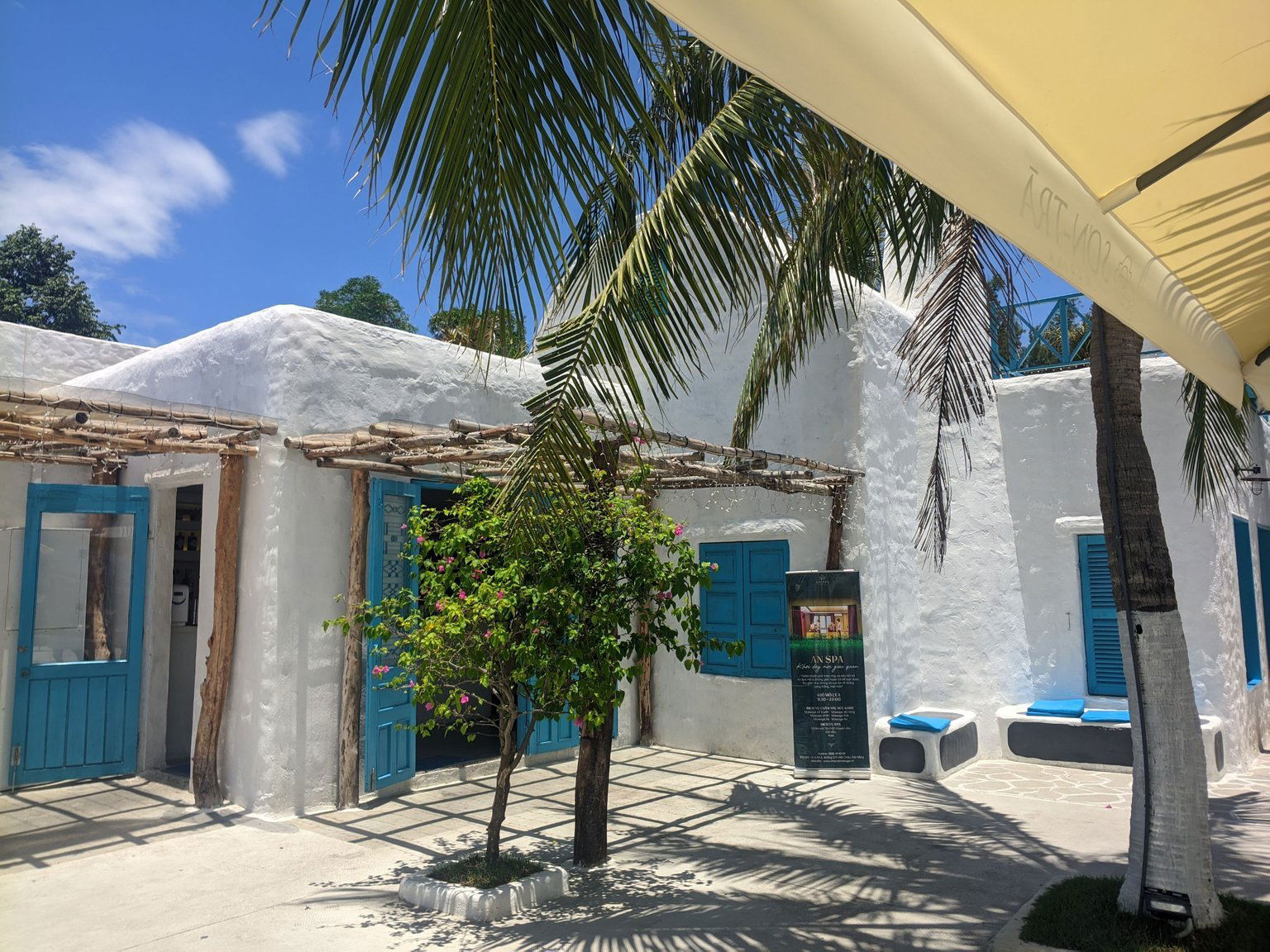 Bau Troi Do, Restaurant in Son Tra