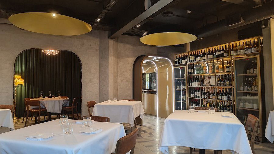 Salon, Restaurant in Cape Town