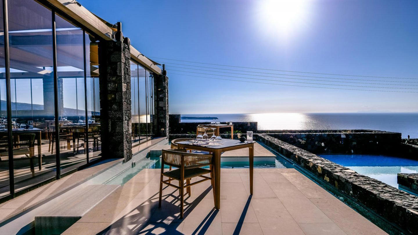 Elements Restaurant at Canaves Oia Hotel
