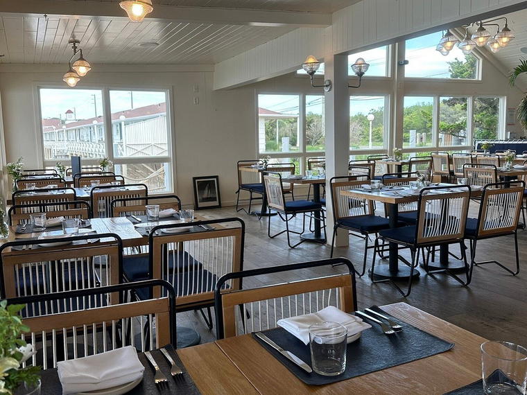 Halyards Restaurant, St. Simons Island, United States