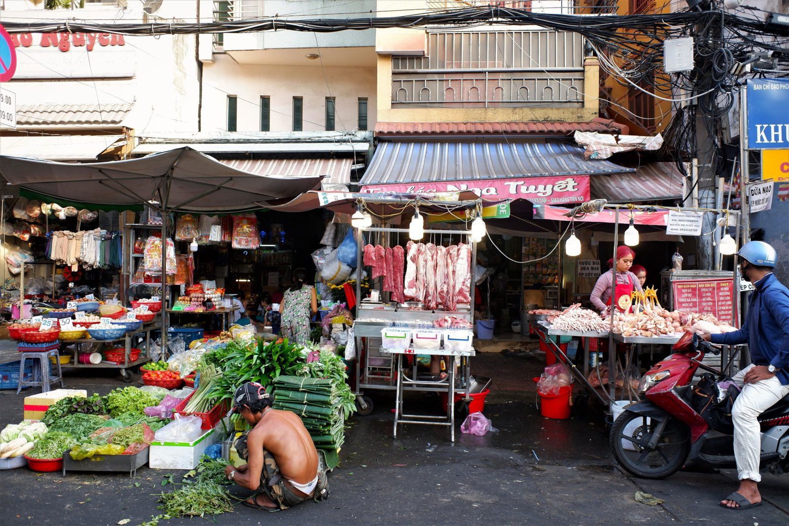 Vietnamese by the Market, Restaurant in Con Dao