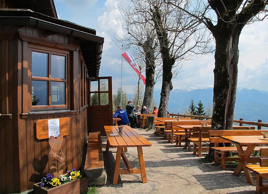 Taubenseehütte restaurant in Kossen, Austria